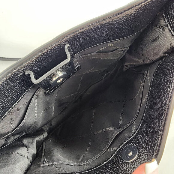 Michael Kors Briley Small Messenger Crossbody Signature Handbag - Picture 8 of 10